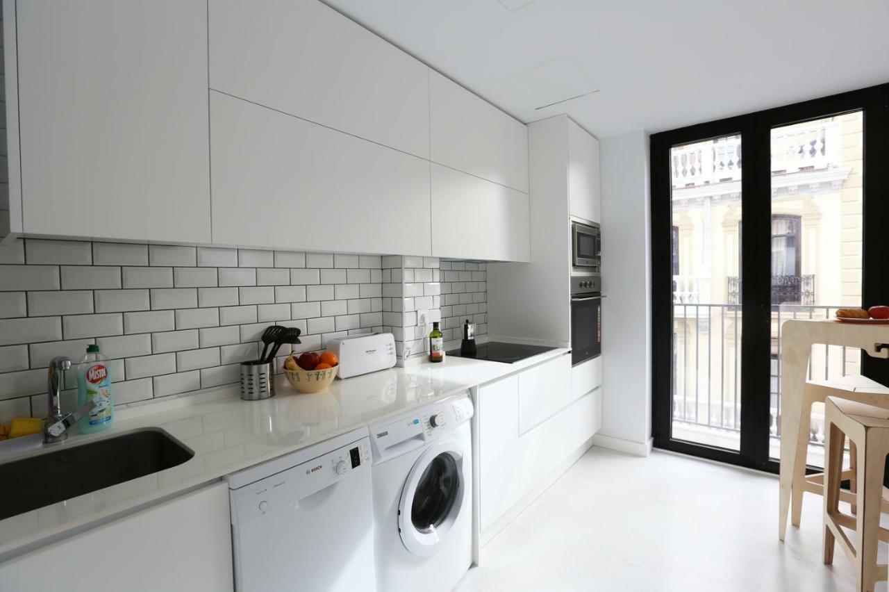Apartamento De Diseno Con Jacuzzi Privado Granada Bagian luar foto