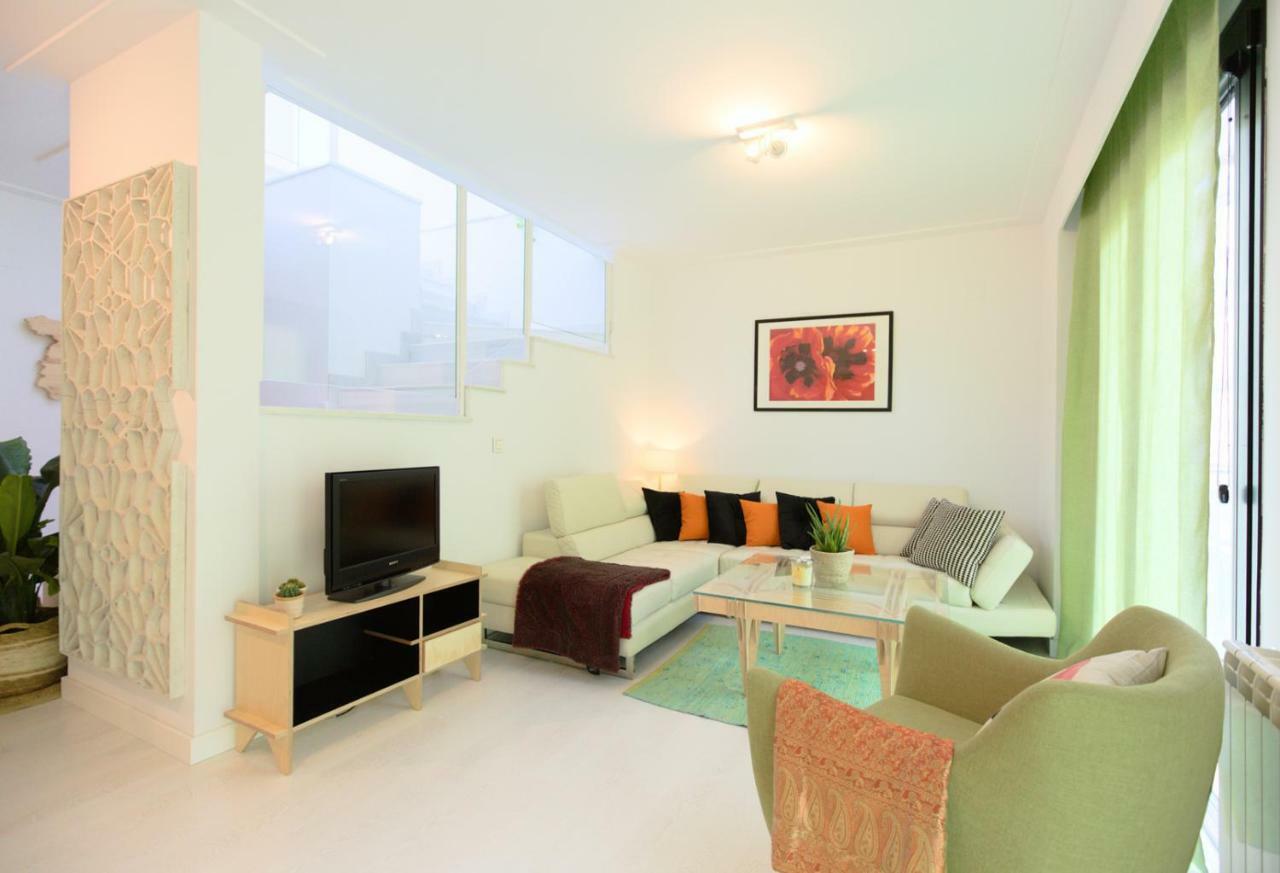Apartamento De Diseno Con Jacuzzi Privado Granada Bagian luar foto