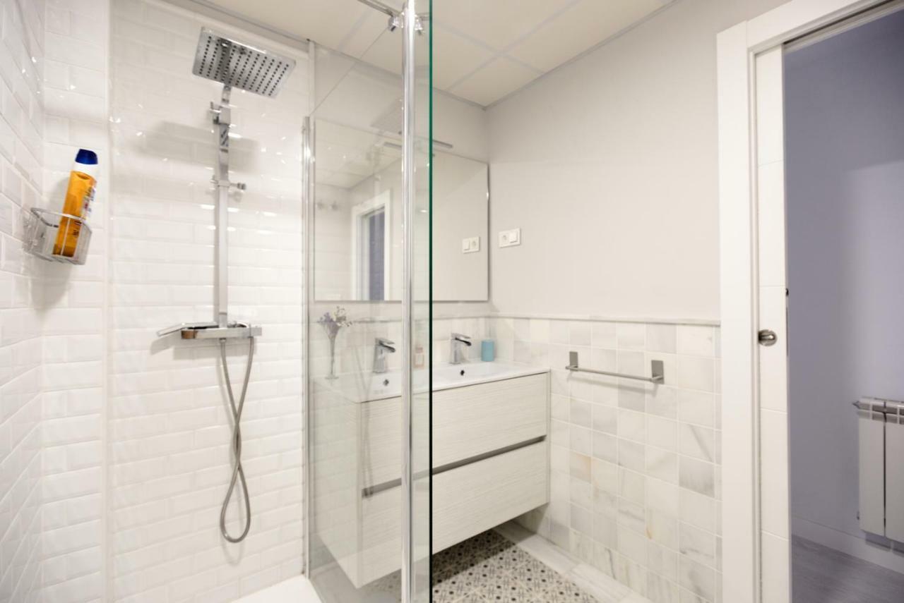 Apartamento De Diseno Con Jacuzzi Privado Granada Bagian luar foto