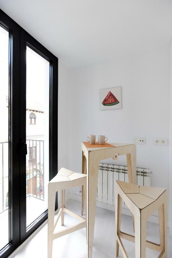 Apartamento De Diseno Con Jacuzzi Privado Granada Bagian luar foto
