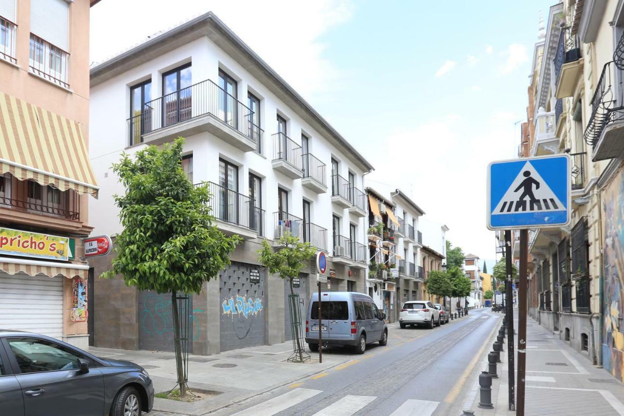Apartamento De Diseno Con Jacuzzi Privado Granada Bagian luar foto