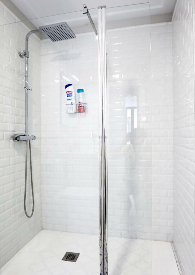 Apartamento De Diseno Con Jacuzzi Privado Granada Bagian luar foto