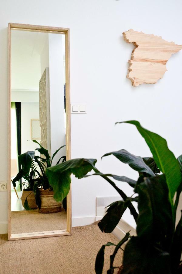 Apartamento De Diseno Con Jacuzzi Privado Granada Bagian luar foto